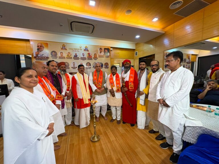 Silver Medalist at World Boomerang Championship, Prabhakaran S., Honoured at Samriddh Sanatan Sangh Programme
